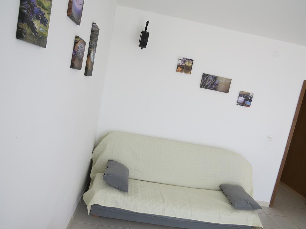 Apartments Lovric - 30 Meters To The Beach Trogir Exteriör bild