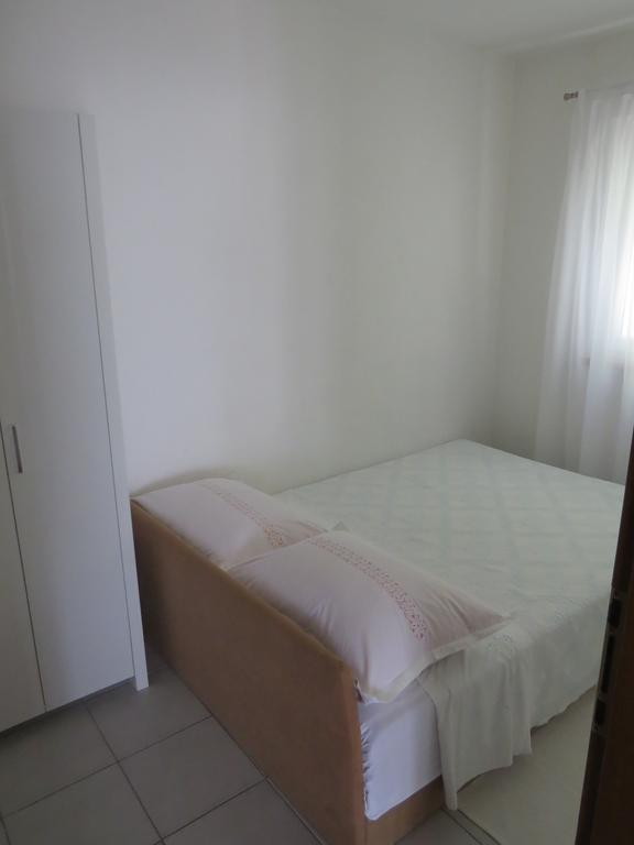 Apartments Lovric - 30 Meters To The Beach Trogir Exteriör bild